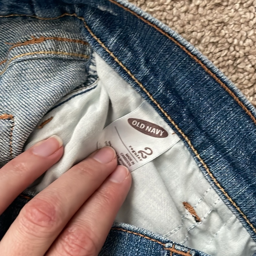 2/$20 Old Navy The Dream Denim Boot Cut Jeans, Size 2 - Picture 4 of 5